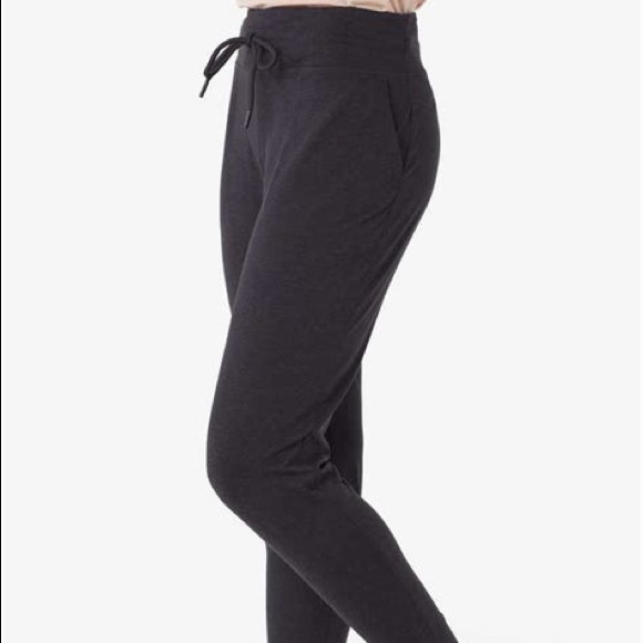 LOLE Half-Moon Joggers - Picture 2 of 7